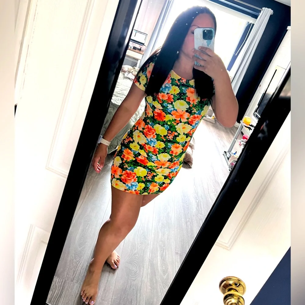 Cocktail Flower Dress - Picture 1 of 4